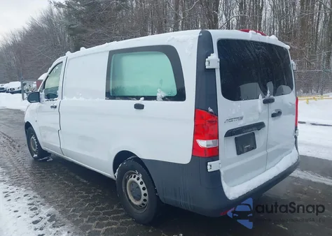 2021 Mercedes-Benz Metris из США, поврежденный, VIN W1YV0BEY4M3904370